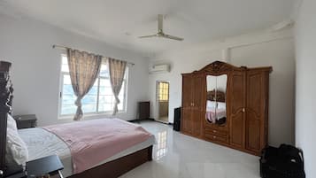 2 bedrooms, desk, free WiFi