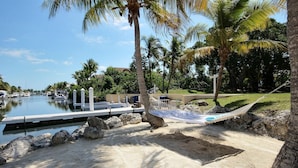 Property grounds - Island Villa w/Boat Slip, Pool & Water View, Water Adventures, Ecotours (Key Largo)