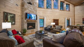 Smart TV, fireplace, video games, Hulu - The Red Cabin Escape  Cozy-Luxury Near Hochatown + Broken Bow Lake w/Hot Tub (Broken Bow)