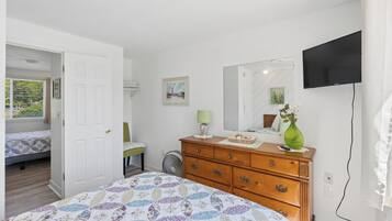 Familiebyhus | 2 soveværelser, individuelt design, individuel indretning, skrivebord