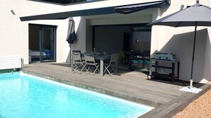 Outdoor dining - Villa Rossa, 6 pers dans résidence avec piscine chauffée privée (Lecci)