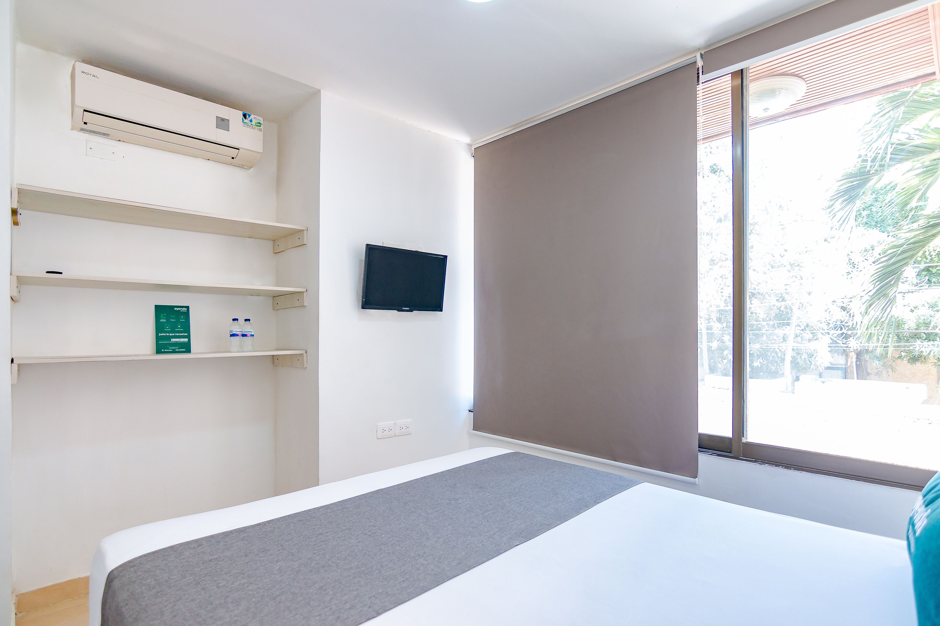 double room | hypo-allergenic bedding, free wifi, bed sheets