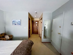 Free WiFi, bed sheets - Apex Mountain ~ Hillside Hideout ~ Apex Mountain Inn (Apex Mountain Resort)