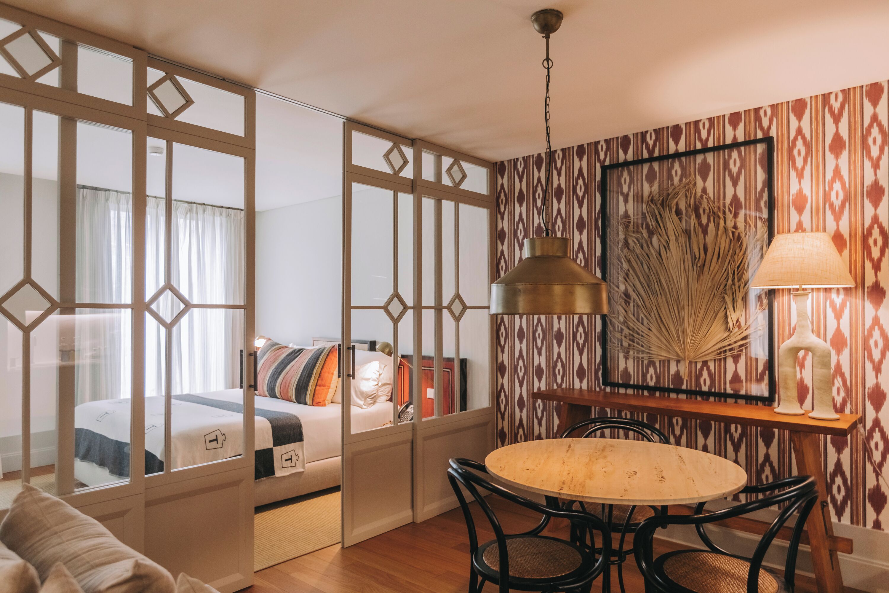 Suite with Balcony | Hypo-allergenic bedding, minibar, in-room safe, blackout curtains