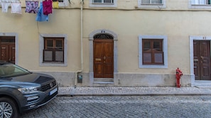 Exterior - Condessa 2BDR Duplex by LovelyStay (Encarnação)