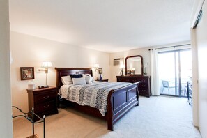 3 bedrooms, free WiFi, bed sheets - Amazing townhouse in oceanfront resort, pool, beach (Barnstable)