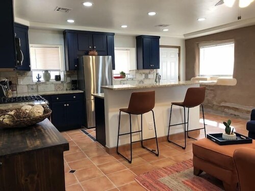 Lovely 1-Bedroom Adobe Escape