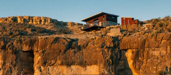 Off-Grid, Modern Cliff House