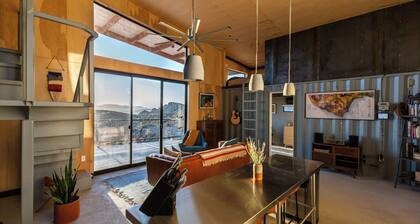 Off-Grid, Modern Cliff House