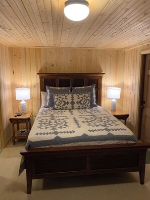 3 bedrooms, iron/ironing board, travel crib, free WiFi