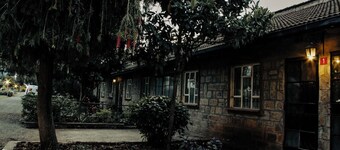 Cosy one bedroomed apartments along Mombasa Road.