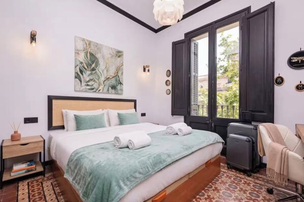 In-room safe, desk, iron/ironing board, travel cot