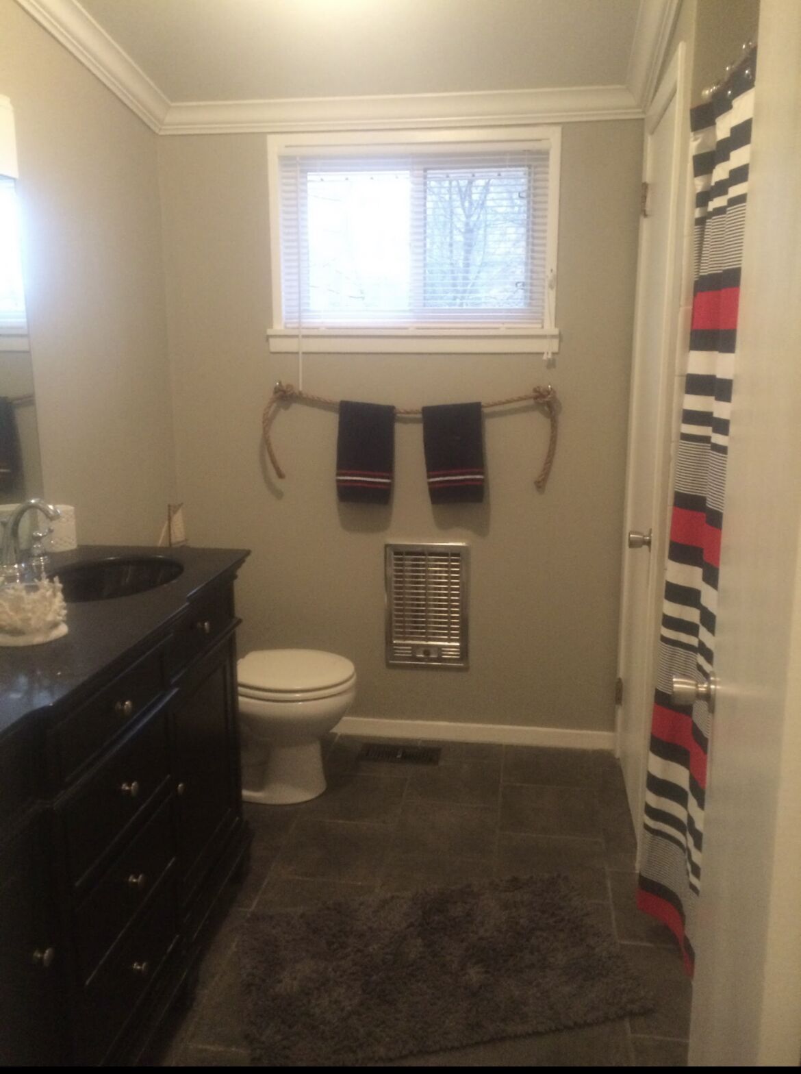 Relaxing lake home on Lake Hamilton.