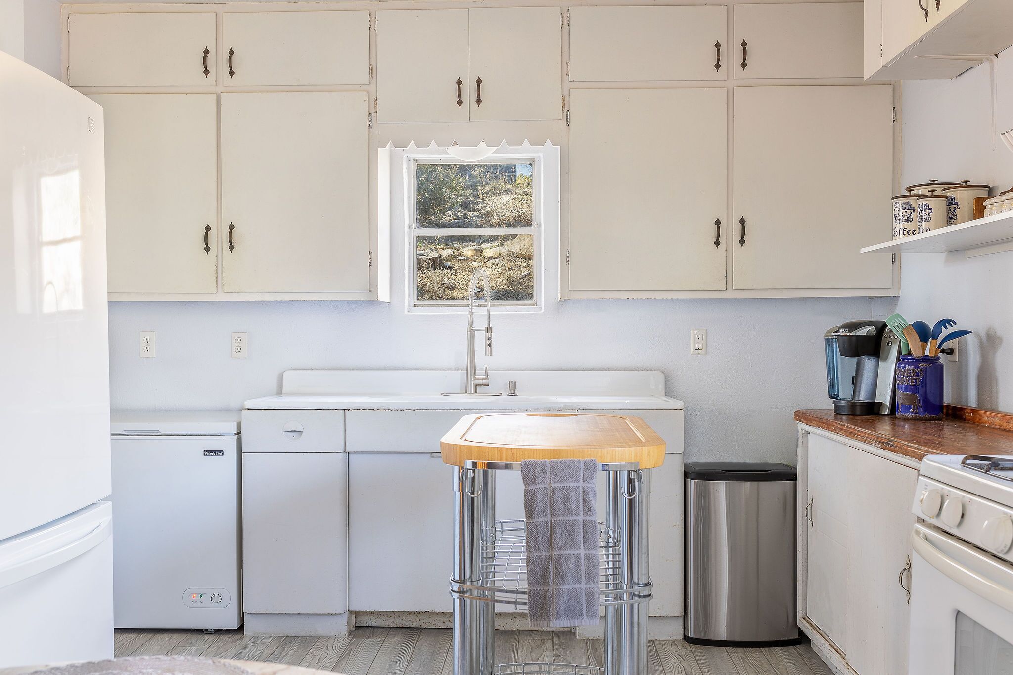 130 Acres with cabin in the woods-- 5 miles from downtown Boerne