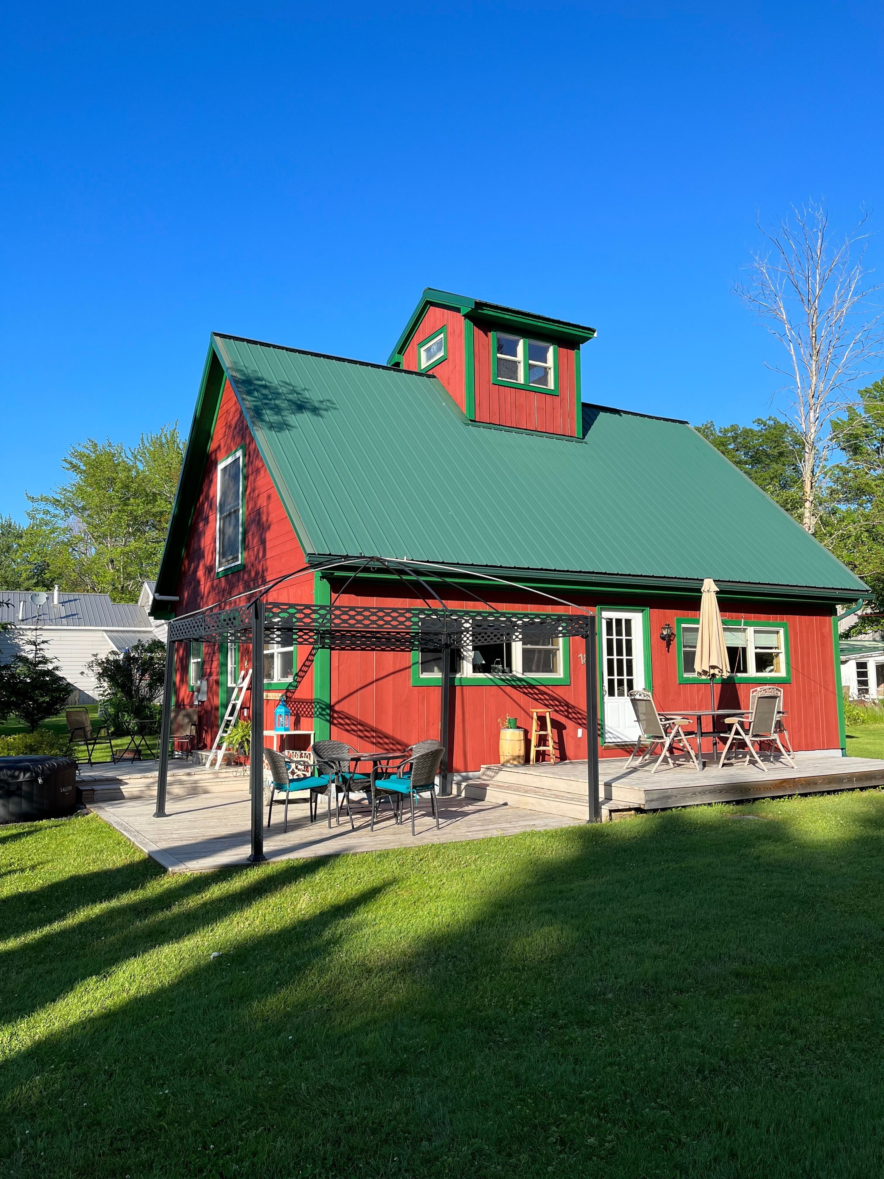 Beautiful cottage in Sandy Creek NY
