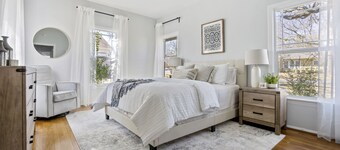 Quaint and Cozy Historic Home in Downtown Weatherford