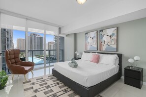 2 Schlafzimmer, Bügeleisen/Bügelbrett, Reisekinderbett, kostenloses WLAN