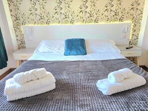 1 bedroom, iron/ironing board, WiFi