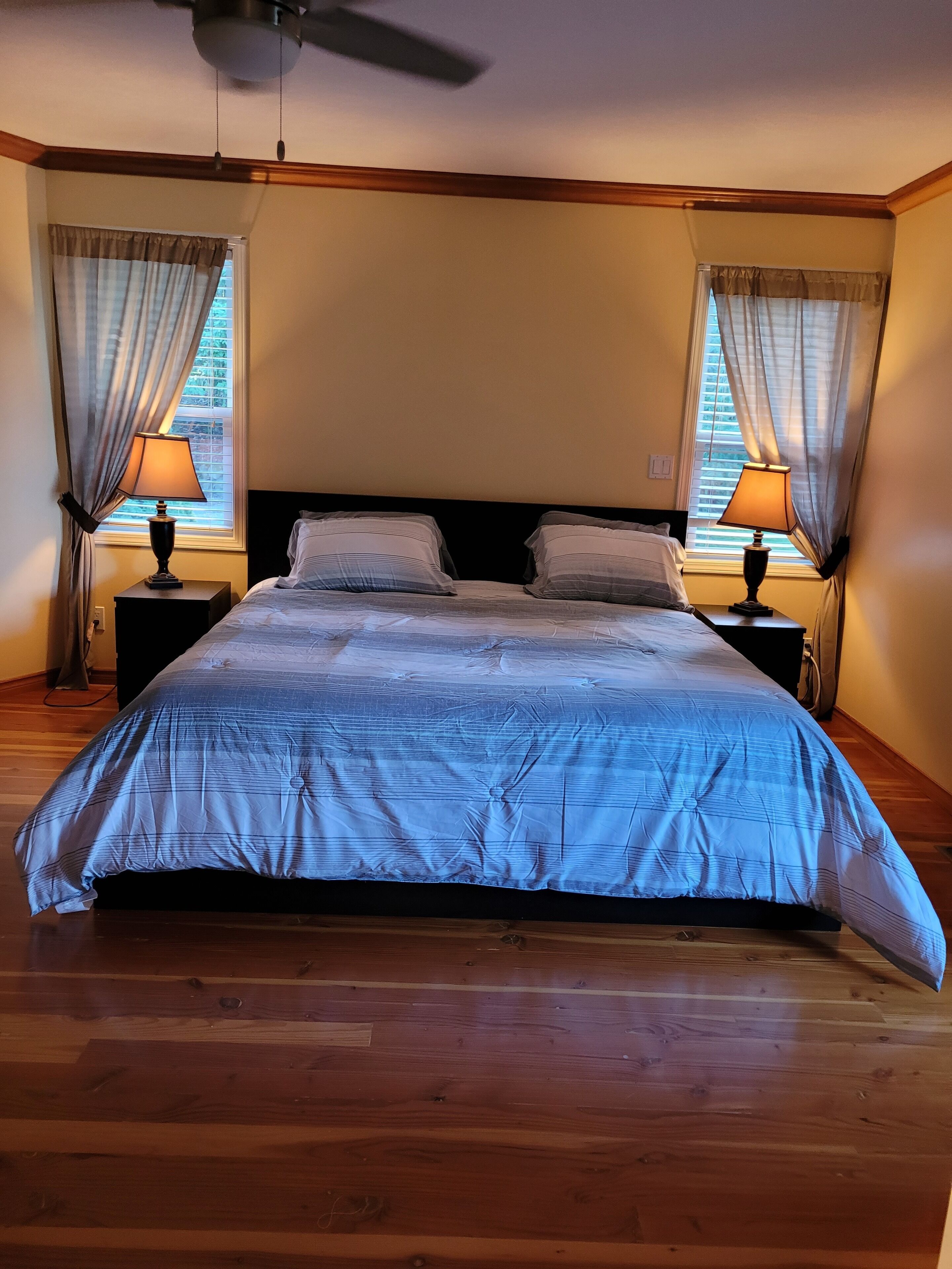 Private Mainfloor of House