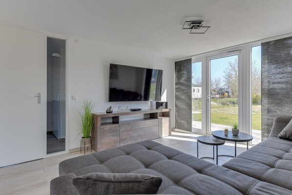 TV connectée, chaîne hi-fi