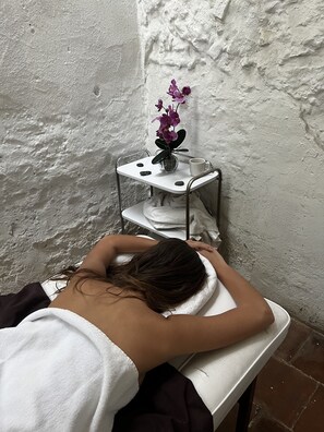 Body treatments, hot stone massages, deep-tissue massages - Posada Colibrí (Teotihuacan)