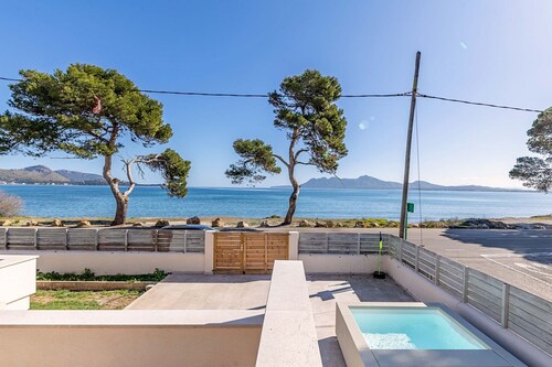 Villa mit Meerblick, 3 Schlafzimmern, Minipool, Internet und Grill. Nicht weit von Puerto de Pollensa entfernt.