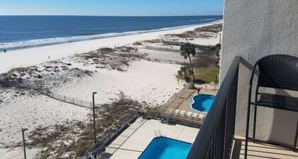 Beachfront condo at Island Winds West in Gulf Shores