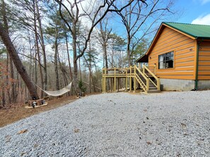 Children’s area - Limoncillo - Cabin 2, Cozy Cabin w/Hot Tub & Amazing Views! (Sevierville)