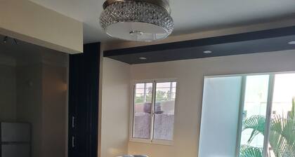 Modern Apartment Downtown SFM/DR