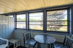 Apartment, 1 Schlafzimmer, Blick auf die Anlage | Blick vom Balkon