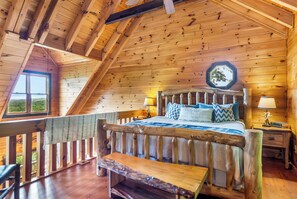 3 habitaciones, tabla de planchar con plancha y cuna de viaje 