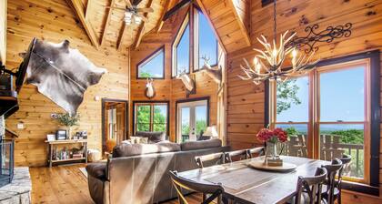 Top Rated Blue Ridge Log-Cabin w Long Range Views