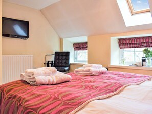2 bedrooms, free WiFi, bed sheets