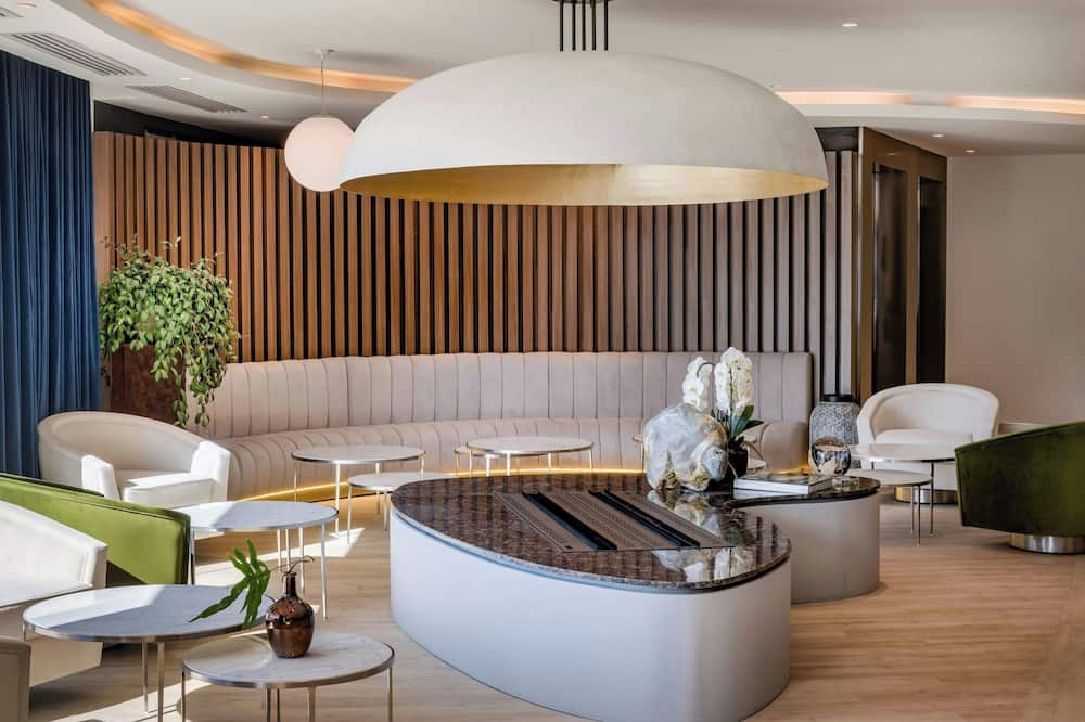 AC Hotel Saint-Julien-en-Genevois