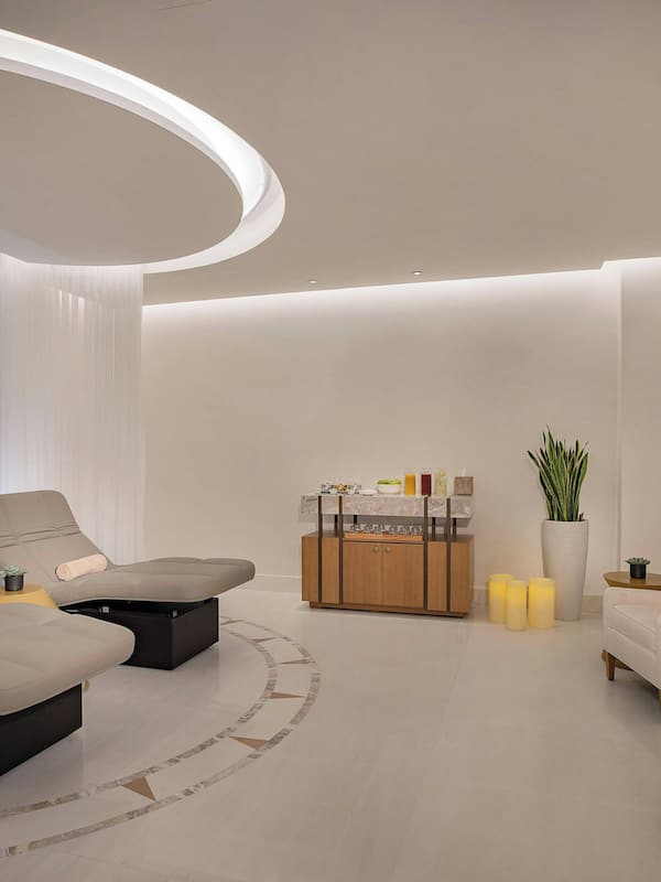 Sauna, hammam, soins corporels, enveloppements corporels