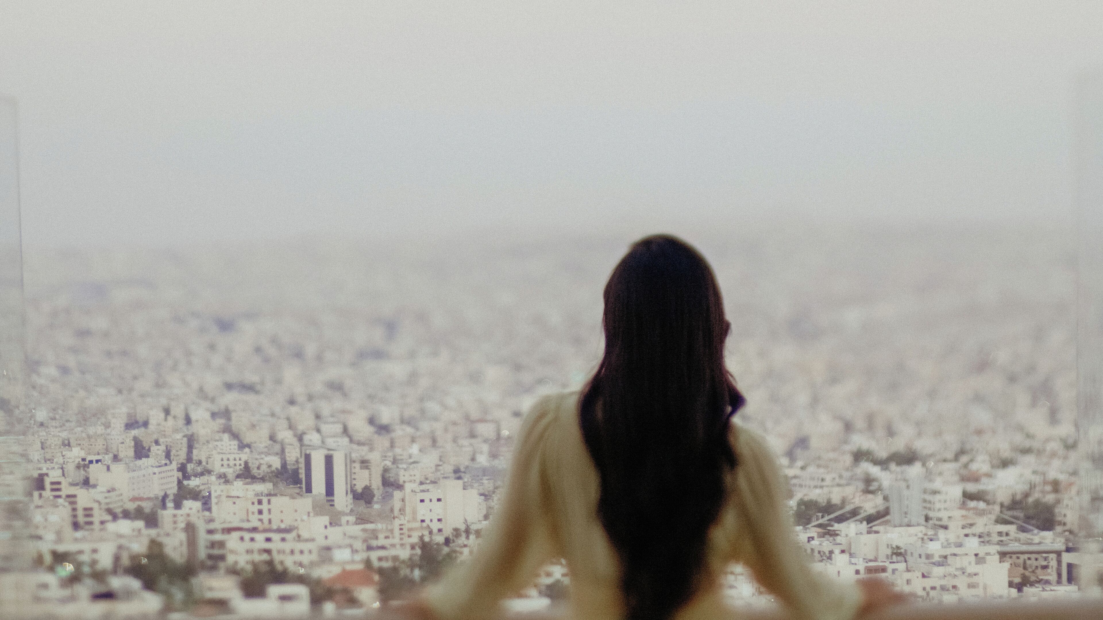 Ropa de cama de alta calidad y minibar 