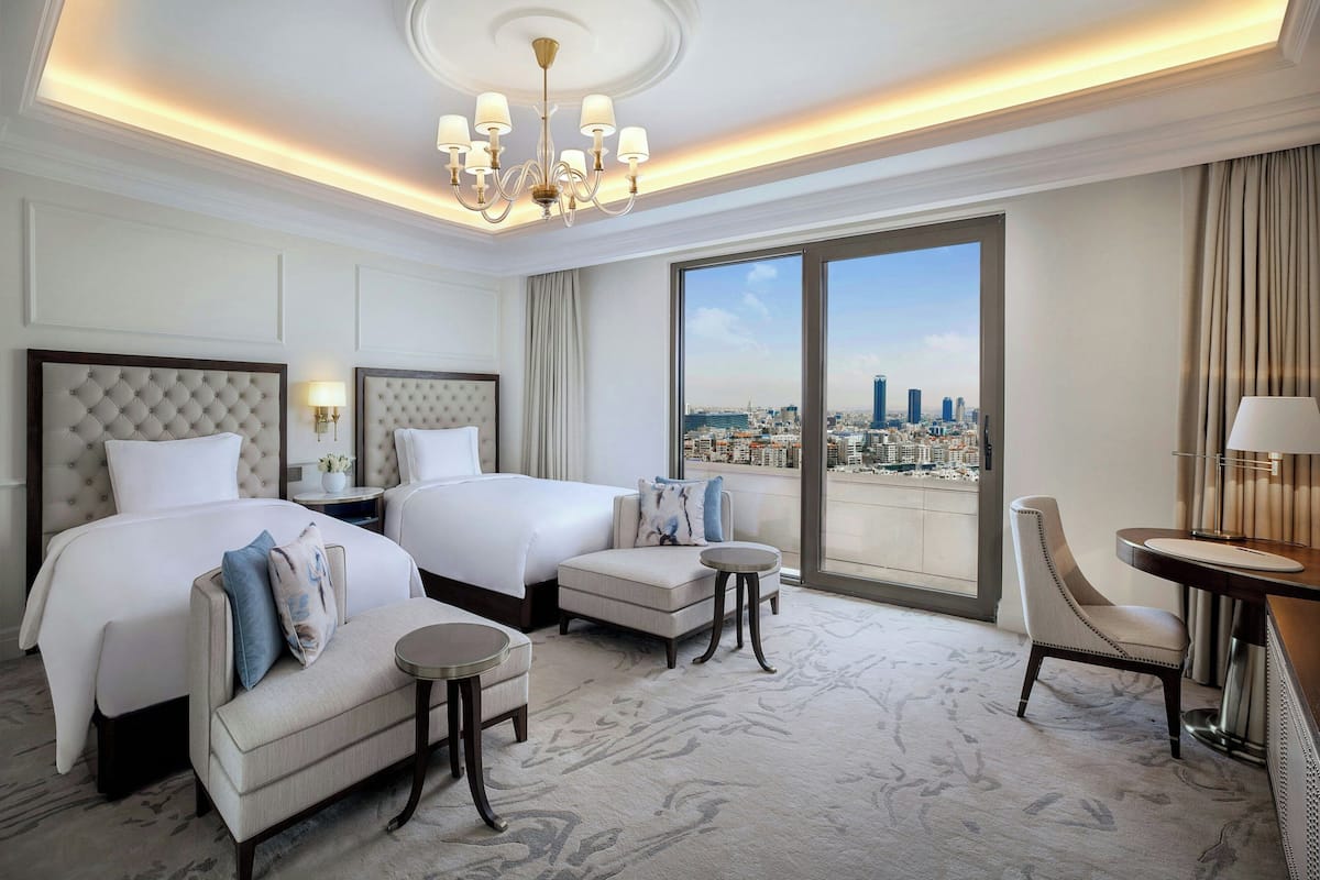 Premium bedding, down duvets, minibar, in-room safe