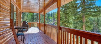 Mountain retreat in Duck Creek. Prime location.