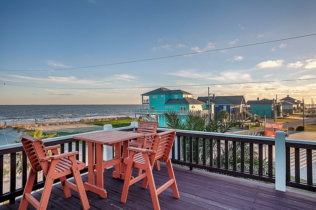 ☀️ROW 2 🏖️BEACH ACCESS🐚OCEAN VIEW🌊SPACIOUS 🏝️UPSCALE NEIGHBORHOOD 🤩  
