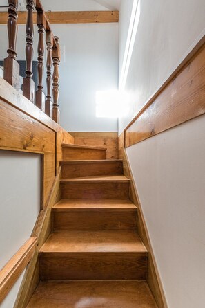 Interior - GuestReady - Miragaia Stone Studio 2T (Porto)