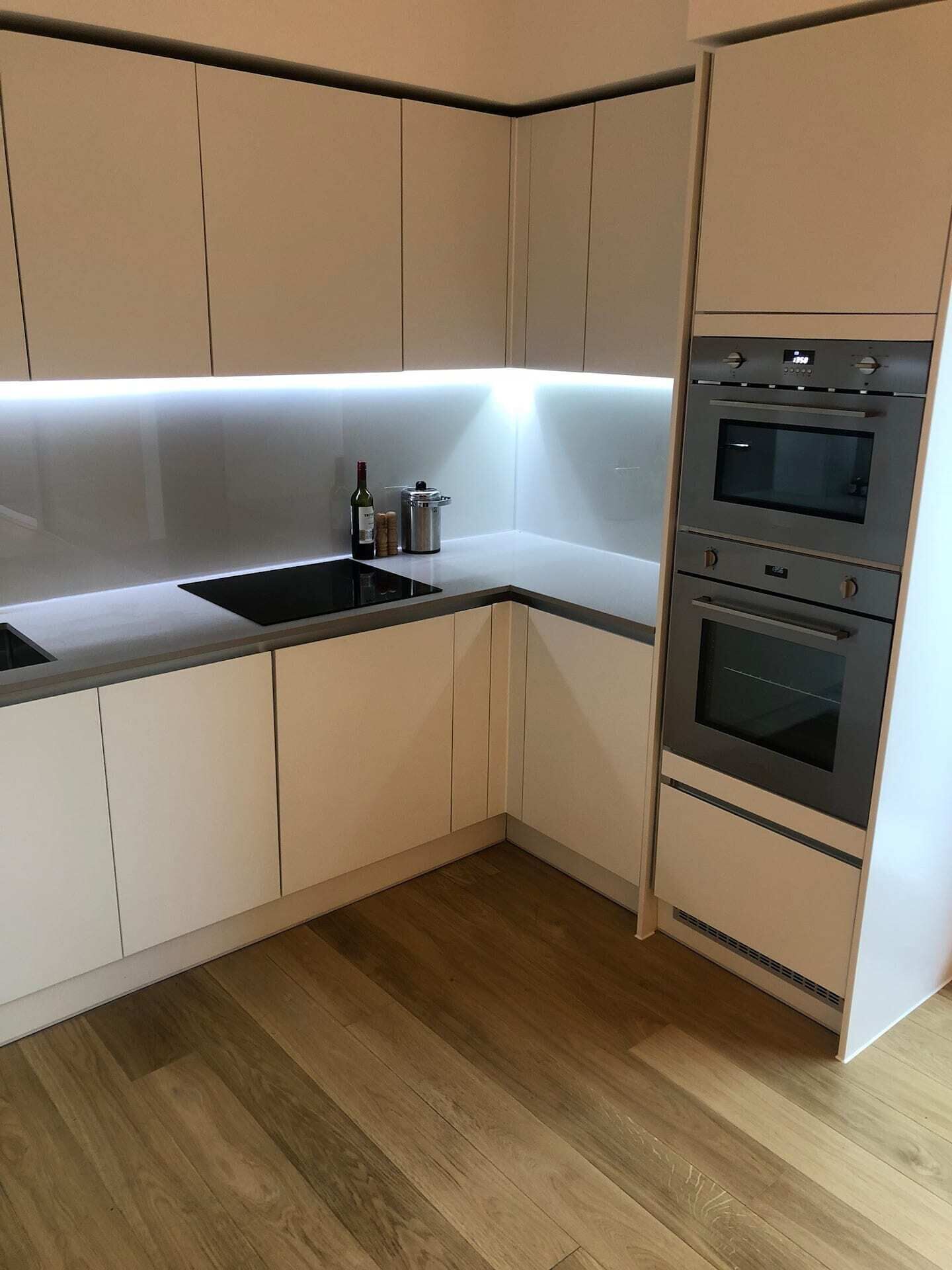 Large Modern 1 Bedroom Apartment (767 sq ft) in a New Build