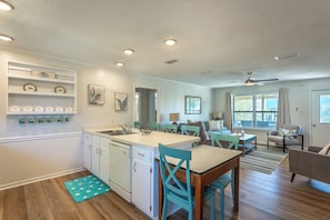 Interior - Easy Beach Access - Newly Updated! (St. George Island)
