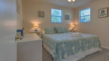 2 chambres, fer et planche à repasser, Wi-Fi gratuit, draps fournis