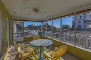 Outdoor dining - Direct beach access with PRIVATE POOL! (St. George Island)