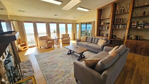 تلفزيون ذكي