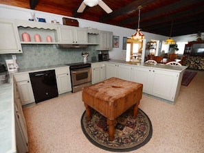 Fridge, microwave, oven, stovetop - Sandy Beach: 3 BR, 3 BA House in St. George Island, Sleeps 8 (St. George Island)
