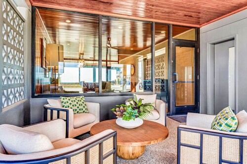 BEACHFRONT! PRIVATE POOL! All new 2025 renovation.