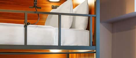 12 Bed Mixed Community Dorm | 1 camera, Wi-Fi gratuito, lenzuola