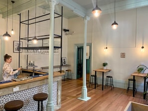 Snack bar - Roamer St Kilda (St Kilda)