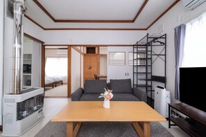 Comfort Condo | Living area | Flat-screen TV - FURANO SKI HOUSE (Furano)